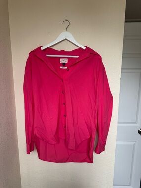 Universal Thread Hot Pink Button-Up Shirt